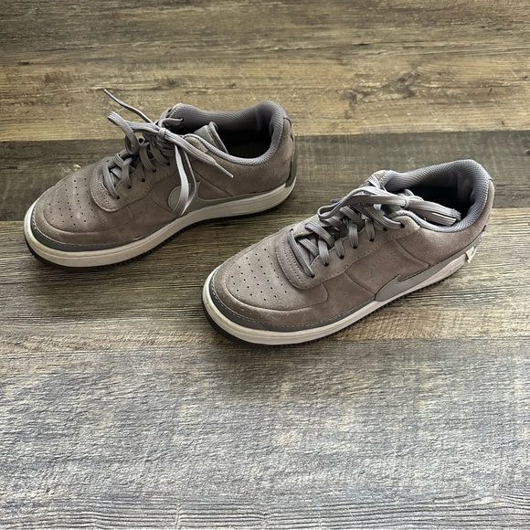 NIKE Air Force 1 🌸 - Picture 2 of 6